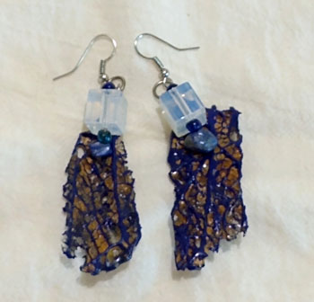 Aretes nopal azul profundo
