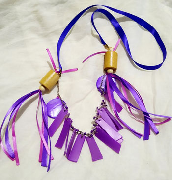 Collar burbuja morada