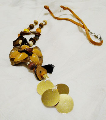 Collar brisa dorada