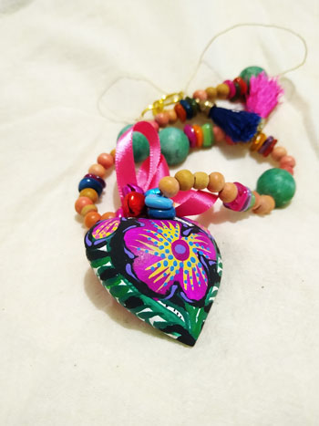 Collar color oaxaca